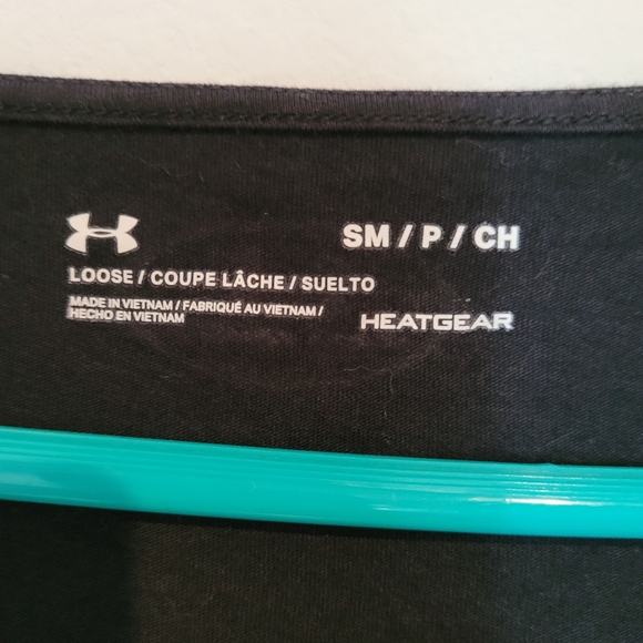 Under Armour Tee - Picture 9 of 14